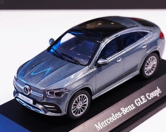 Matchbox Mercedes-Benz GLE Coupé 2019 – Maßstab 1:64, Rot, Spielzeugauto Für Kinder (unisex), Handlich & Robust Matchbox Mercedes-Benz GLE Coupé 2019 – Maßstab 1:64, Rot, Spielzeugauto Für Kinder (unisex), Handlich & Robust