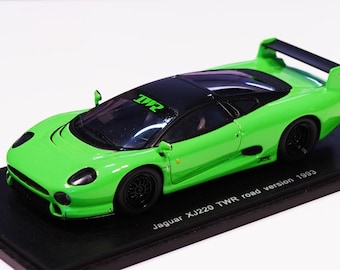 Jaguar XJ220 'TWR road version' - Spark 1/43