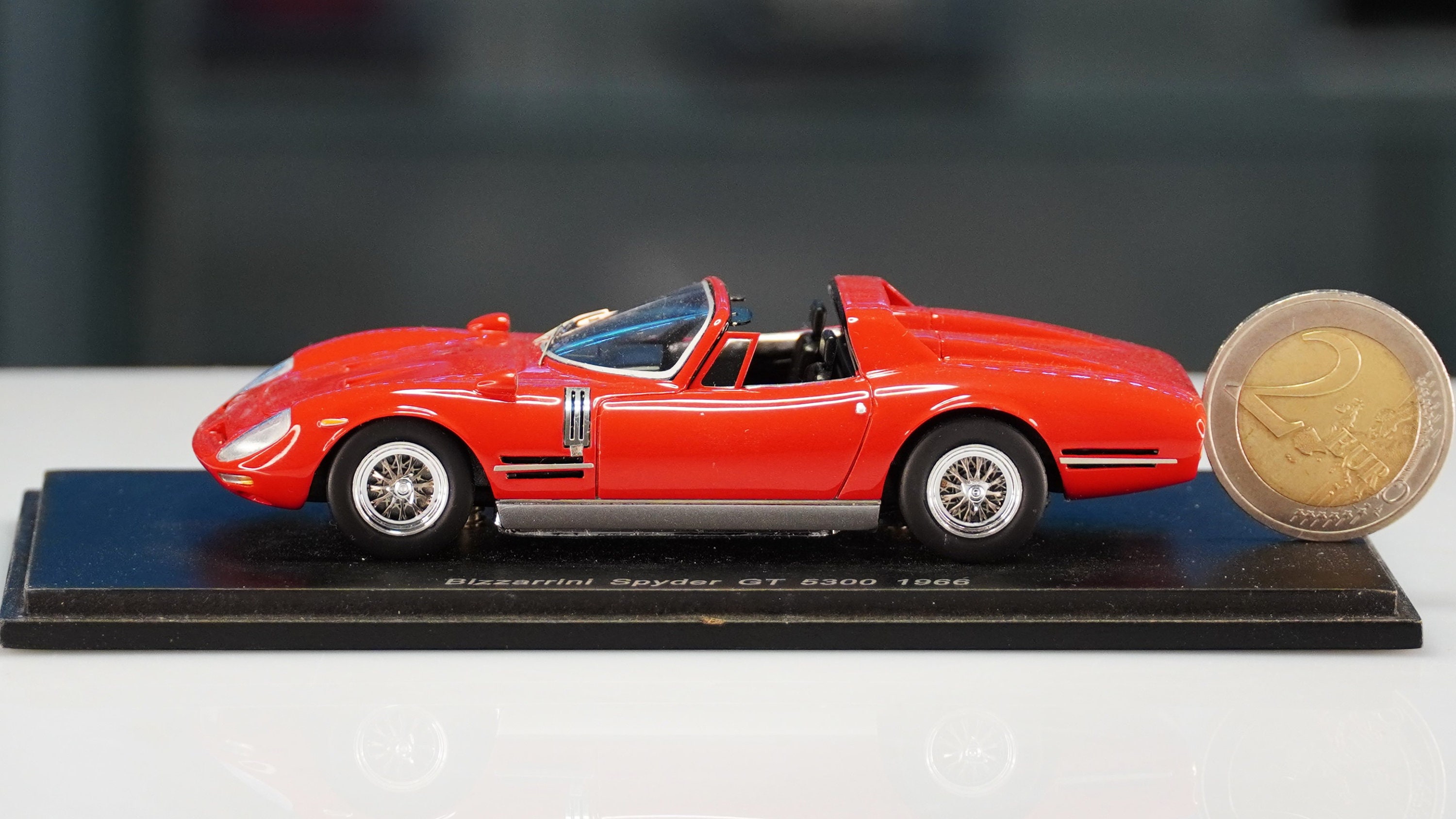 Bizzarrini GT 5300 Spyder - Spark 1:43 - Etsy