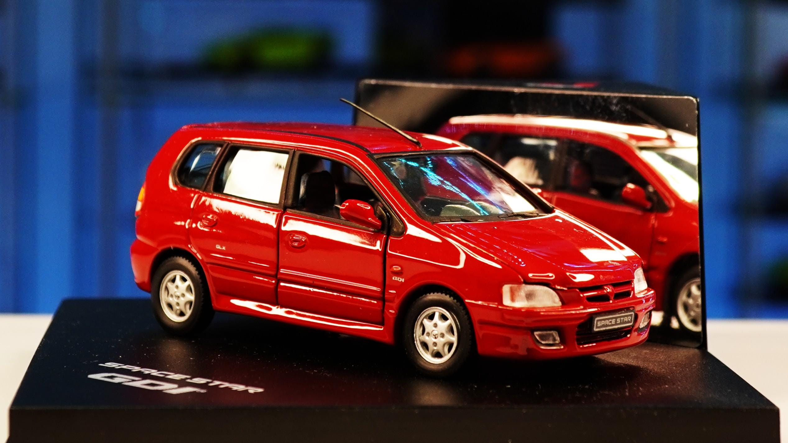 ミニカー 1:43 MITSUBISHI SPACE STAR Mitsubishi Space Star - Vitesse 1/43 - Etsy