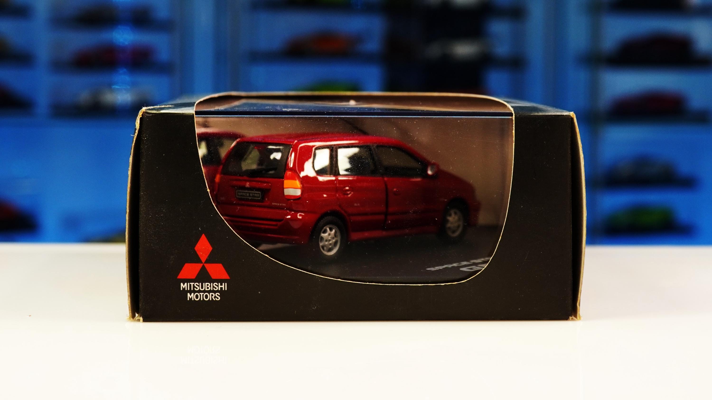 ミニカー 1:43 MITSUBISHI SPACE STAR Mitsubishi Space Star - Vitesse 1/43 - Etsy