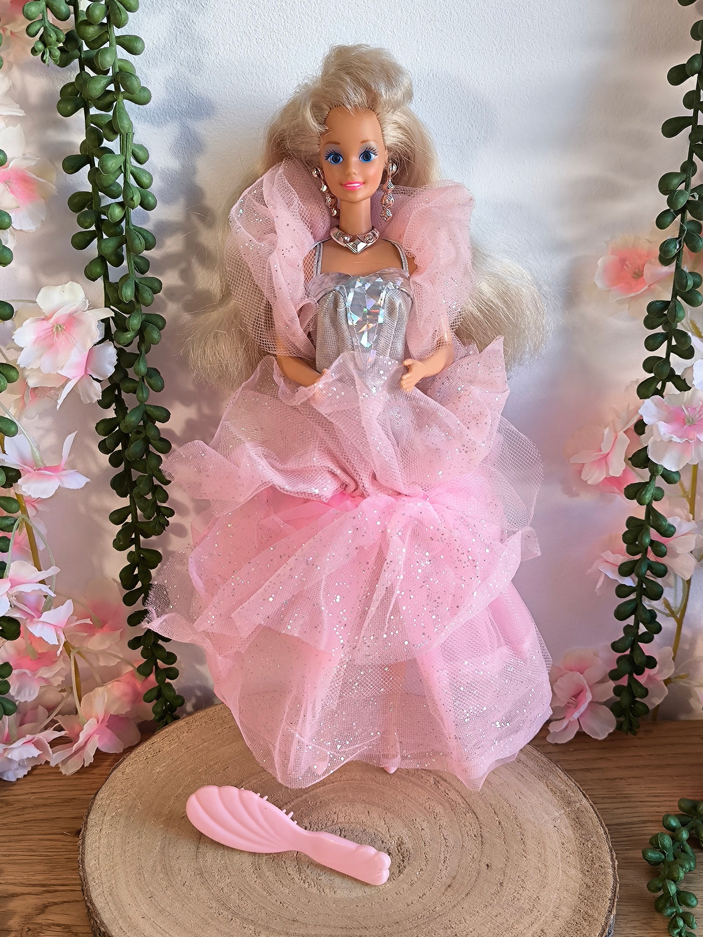 Robe princesse pour poupée barbie bleu scintillant
