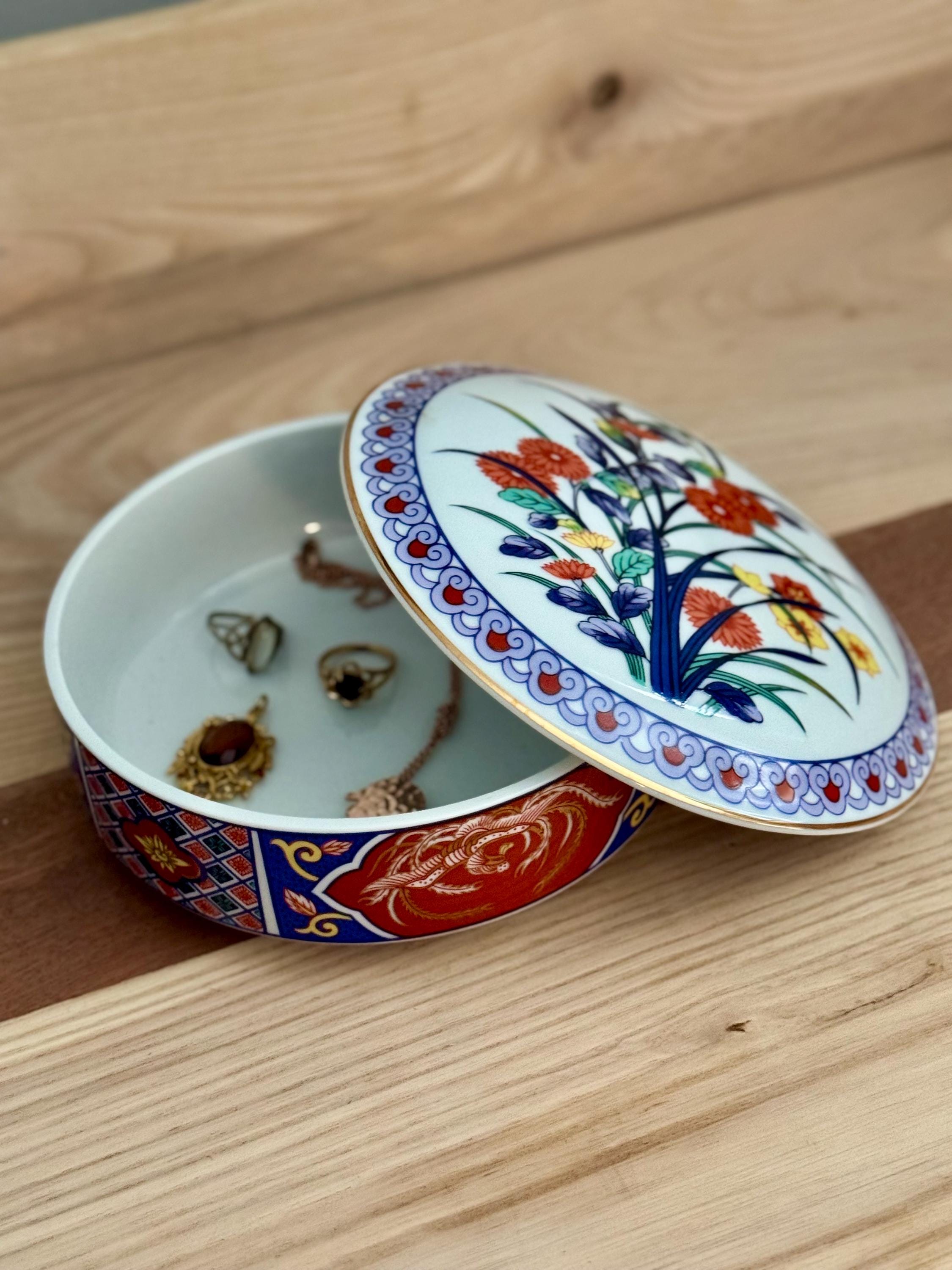 Japan Porcelain Box - Etsy Canada