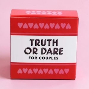 Couples Truth Or Dare Game, Romantic Date Night Cards, Intimate Connection Playful Fun