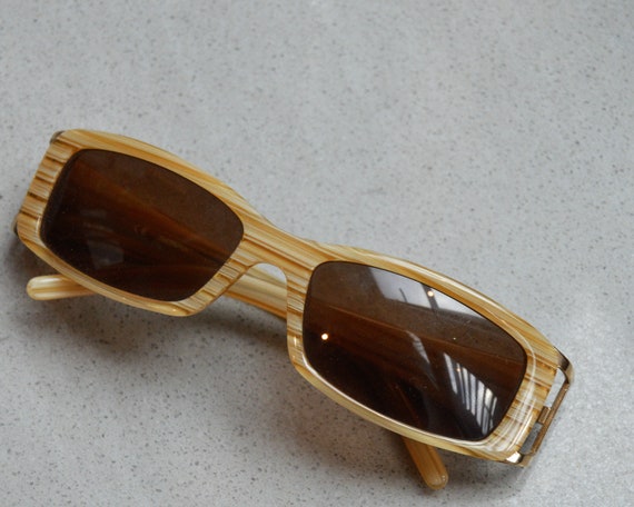 Vintage Y2K Style Champagne Sunglasses - image 4