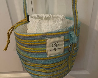 Handbag or small beach bag