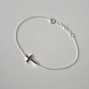Pulsera de cruz de plata de ley: regalo cristiano católico