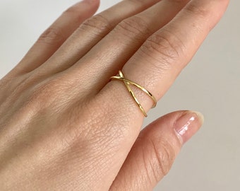 Sterling Silver Geometric X Ring | Minimalist Band, Modern Cross Design