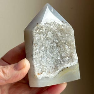 Brazilian High Quality Druzy Agate Tower with Dendrites, Sugar Druzy Agate Tower with Beautiful Banding, Chunky Agate Tower from Brazil