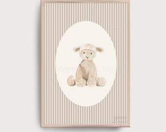 Lámina infantil de cordero en tonos neutros • Cuadro de pared para bebé con rayas color topo