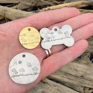 Médaille d'identification personnalisée sur le thème du champignon vénéneux