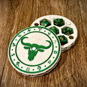 Stier Sternzeichen Würfelhalter, Astrologie RPG Würfelhalter für Rollenspiele, DnD Pathfinder und Brettspiele, Crosslances Tabletop Gaming