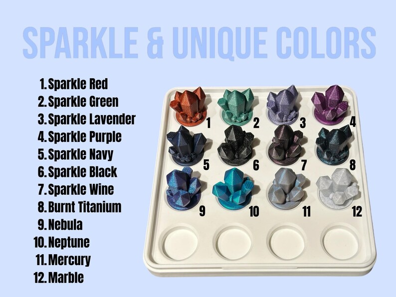 Puede incluir: Doce colores diferentes de resina brillante en una bandeja blanca. Los colores est&aacute;n etiquetados del 1 al 12 con nombres como Sparkle Red, Sparkle Green, Sparkle Lavender, Sparkle Purple, Sparkle Navy, Sparkle Black, Sparkle Wine, Burnt Titanium, Nebula, Neptune, Mercury y Marble.