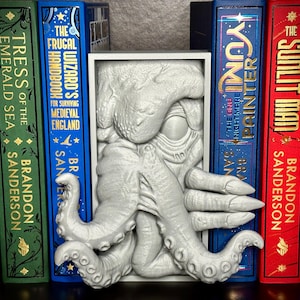 Cthulhu Booknook, Fantasy Bookshelf Decor, 3D Printed Monster Book Nook and Bookends