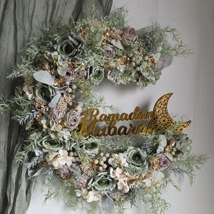 Eid home decor,Eid decor,Eid door wreath,Ramadan wreath,Ramadan gift,Eid gift for her,Ramadan decor,Eid Mubarak crescent,Gold Moon decor