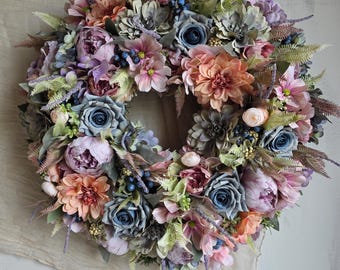 Extra grote zomerkrans van 65 cm, lentekrans, deurkrans met pastelkleurige bloemen, grote dahliapioenen, blauwe rozen hortensia's, handgemaakt housewarmingcadeau