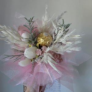 Mini Chocolate and flower bouquet gift for women,Thank You Gift,Birthday gift for her,Ferrero bouquet gift flowers,cute postal treat gift