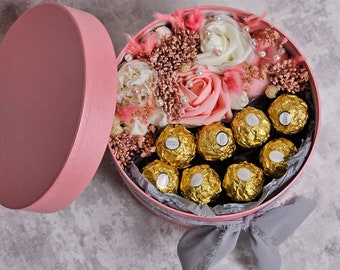 Birthday Gift Box,Ferrero Rocher,chocolates and flowers,Birthday Floral Gift,Valentines day,Mothers Day Chocolates box,Her Anniversary Gift