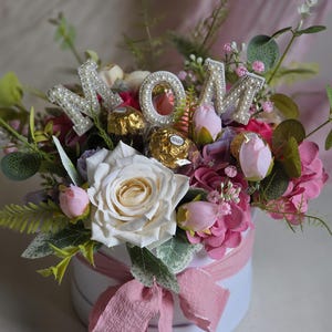 Chocolate Bouquet Gift for Mom,Birthday Chocolate Gift for Mom,Best Mom Gift,Mothers day Gift Flower Bouquet Keepsake,New Mom Flower Gift