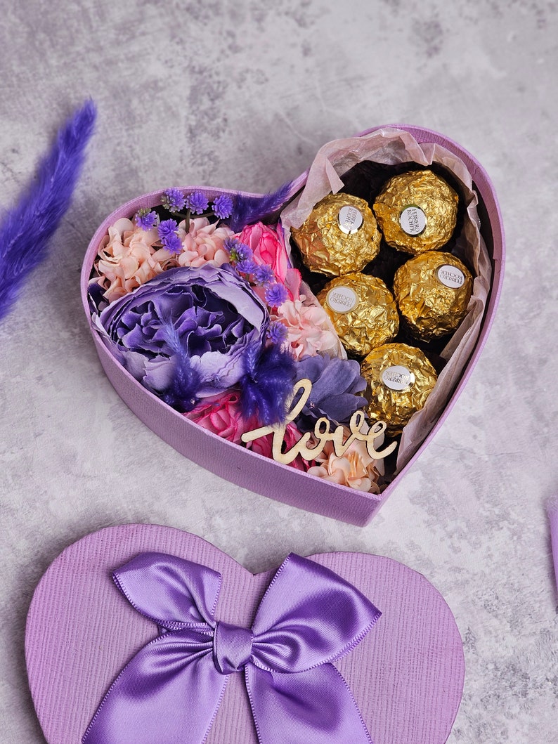 Top 10 Valentine Gifts Valentines Gift Ideas For Girlfriend