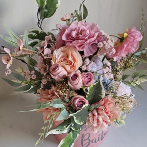 Silk Flower Bouquet,Mother of the Groom,Mother of the bride,Mothers Day Gift,Hat Box Bouquet,Grandmother birthday,Artificial Flowers