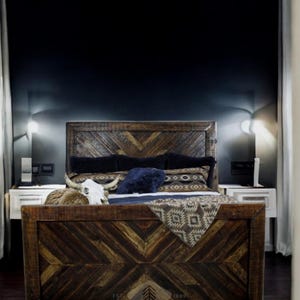 Old Fashion Navajo Bed, Reclaimed solid wood bed, Farmhouse furniture, Master bed, Rustic Bed, Southwest style.