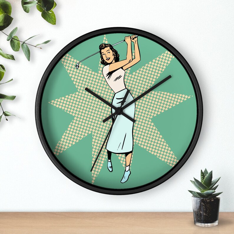 Lady Golfer Clock