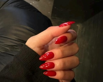 Ongles pressés rouge rubis amandes Faux ongles en gel brillants faits main