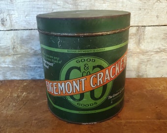 Vintage Edgemont Crackers Tin, Green and Green Co., Vintage Advertising Tin, Farmhouse Decor, Country Cottage Kitchen