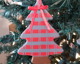 Hand-made Ceramic Holiday Pattern Ornament