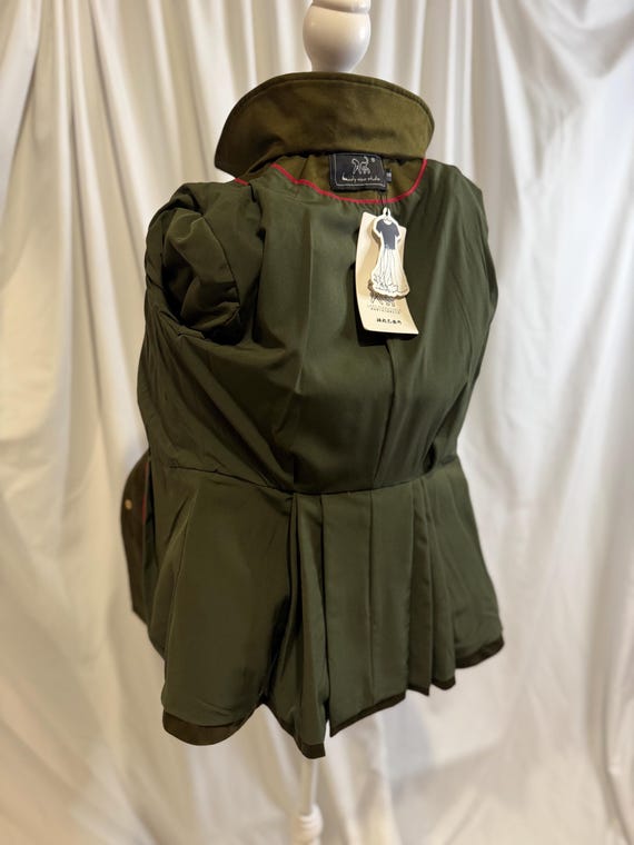 Sharp and Structured: Lady Miao Studio Military J… - image 3