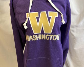 Official Washington Huskies Hoodie – Men’s XL