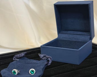 Timeless Emerald & Diamond Elegance in 14KT White Gold