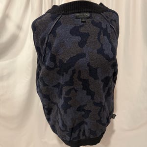Barefoot Dreams CozyChic Ultra Lite Camo Bomber Jacket Size Medium Bild 17