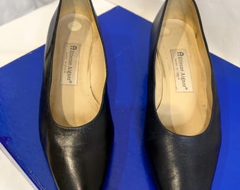 Vintage Black Leather Pumps  - Etienne Aigner Madison  Size 7.5M