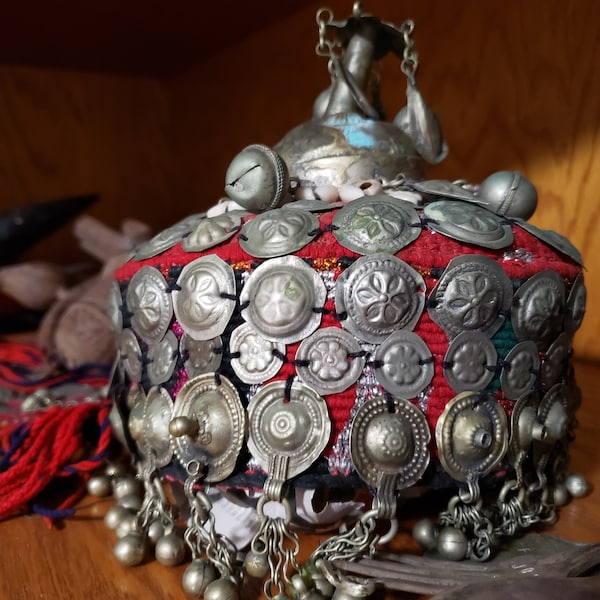 Vintage hats from Afghanistan wedding traditions authentic costumes for cosplay hats handmade hat with old coins and bells Kuchi jewelry