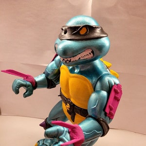  Teenage Mutant Ninja Turtles: 12” Original Classic Leonardo  Giant Figure by Playmates Toys : Toys & Games