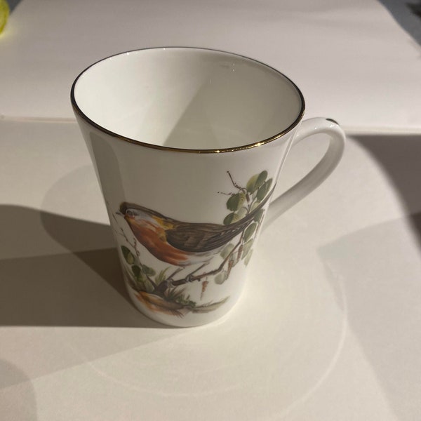 National Trust Fine Bone China Bird Mug with Gold Rim Made in England