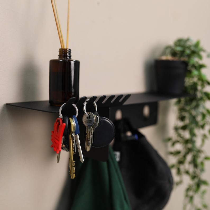 Soporte de metal rojo para correo y llaves: organizador de pared con estante, estante de entrada. imagen 10