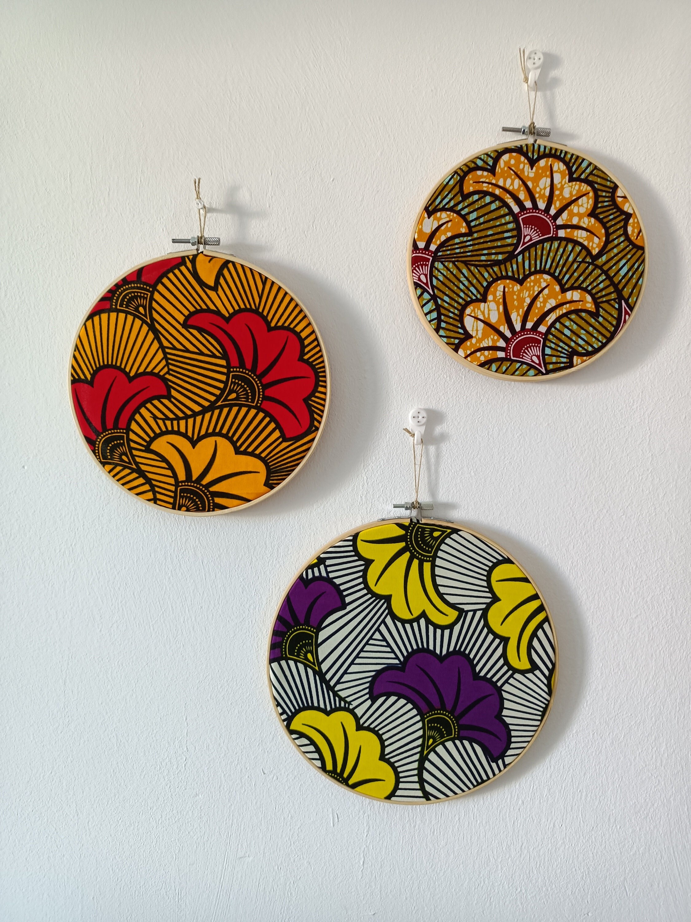 African Wall Decoration, Round Flower Fabric Painting, Wax Fabric Wall ...