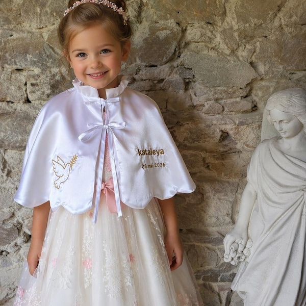Capa de bautizo personalizada para niña – Chal de bautizo de satén blanco bordado con nombre y fecha – Elegante atuendo formal infantil