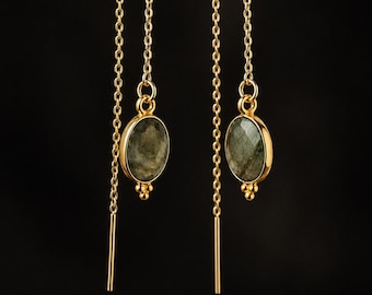 Orecchini pendenti in oro con pietra preziosa labradorite / Eleganti orecchini pendenti fatti a mano