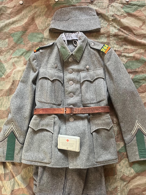 WW2 Swiss Army Infantry Soldier Complete Uniform With Jacket