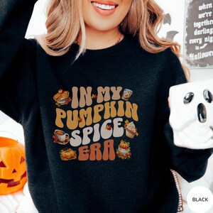 パンプキンスパイススウェットシャツ、レトロな秋のスウェットシャツ、感謝祭のスウェットシャツギフト、レトロな秋のパンプキンシャツ、かわいい秋のヴィンテージスウェットシャツ