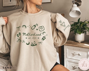 Custom Mama Sweatshirt, Personalized Mama Sweatshirt, Kids Names on Sleeve, Mama Est Year Crewneck, Mother’s Day Gift,New Expecting Mom Gift