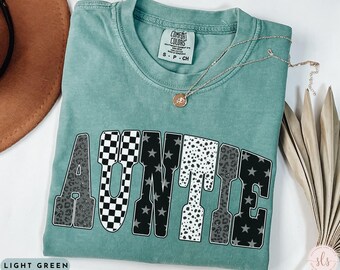 Comfort Colors Auntie Shirt, Aunt Shirt, Auntie Shirt, New Aunt Gift Pregnancy Announcement, Christmas Gift for Aunt, Auntie Christmas Gift