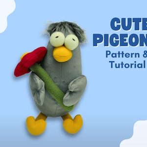 Puede incluir: Un peluche gris con forma de paloma con ojos blancos grandes, pico amarillo y pies amarillos, sosteniendo una flor roja con un tallo verde. El texto "CUTE PIGEON Pattern & Tutorial" se muestra sobre un fondo azul.
