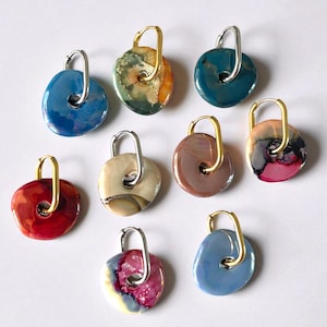 Keramische oorbellen in cirkel-/donutvorm met ronde en U-vormige hoepels, hypoallergene oorbellen van roestvrij staal in goud/zilver, handgemaakt