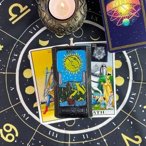 Vela del Tarot de la Luna: Cera negra encantadora para la intuición y la reflexión espiritual