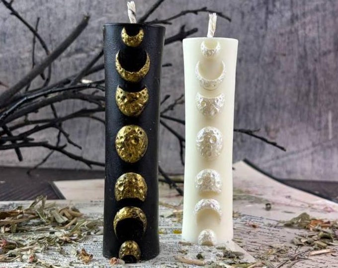 Moon Phases Candle - Mystic Lunar Design for Witchy Rituals and Spiritual Energy